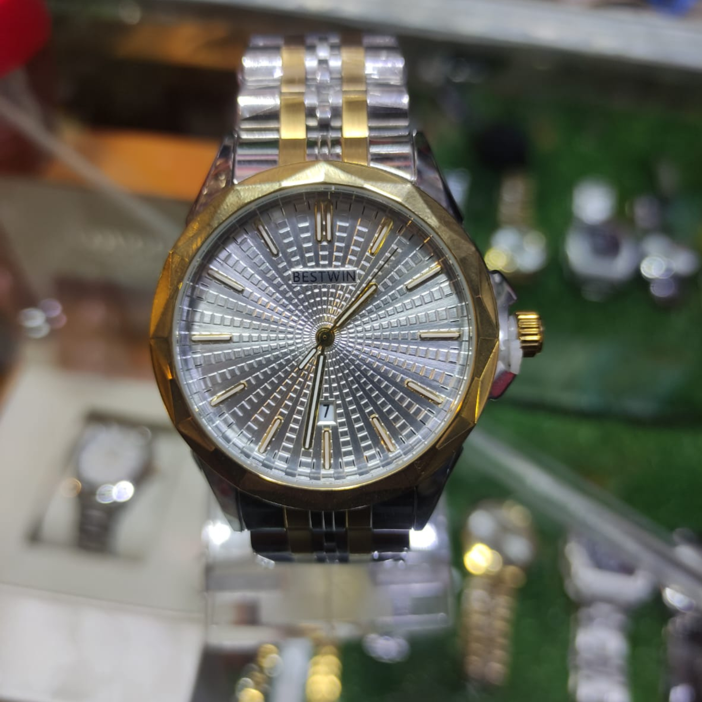 Bestwin Luxury Two-Tone Men's Watch – Silver & Gold Stainless Steel Wrist Watch